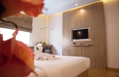 Lat Sawai Hotel | Venice Resort