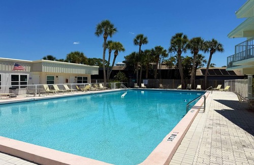 Golden Beach Apartment | Venice Villas Studio – Beach Days & Pool
