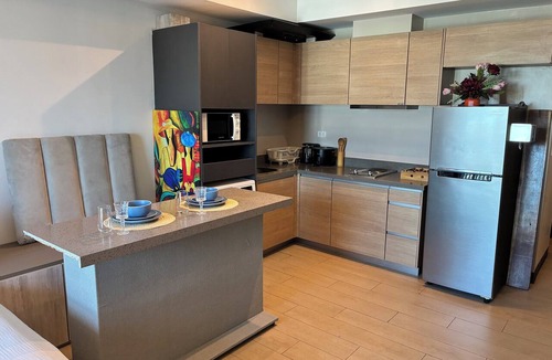 Pinagsama Apartment | VenizLex