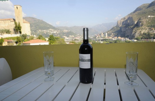 Old Town Apartment | Ventimiglia: Panoramic House In The Medieval Part