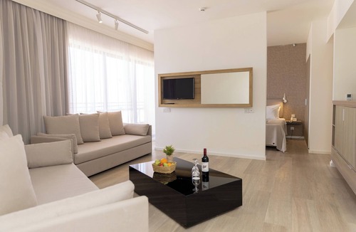 Paphos Hotel | Venus Beach Hotel