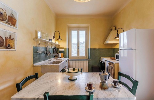 Cantagrillo Apartment | Verderame – Apartment with pool