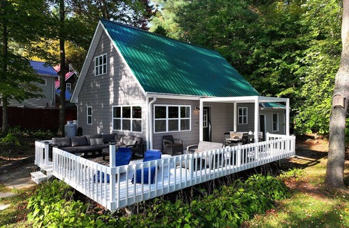 Hinesburg House | Vermont Lakehouse Retreat