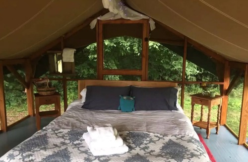 Wells House | Vermont Rustic Gathering Venue