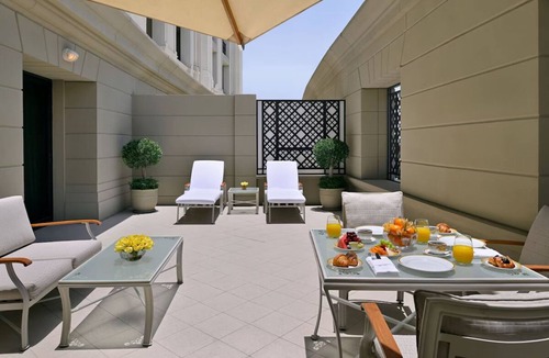 Jadaf Hotel | Versace Luxe Living | Close to Dune Bashing, City Attractions & Boutiques