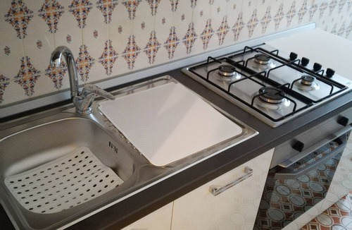Santo Stefano al Mare Apartment | Very close to the beaches and the cycle path with communal parking!