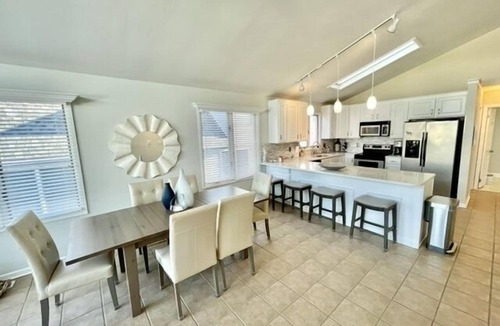 Sea Isle City House | VERY close to the beach, Promenade and shopping!