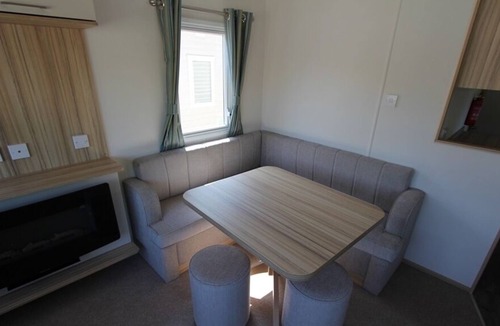 Edinburgh House | Very comfortable caravan situated on a very popular and well maintained park.