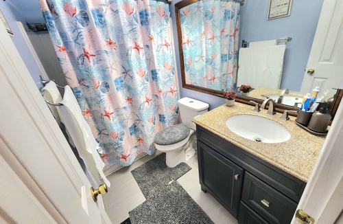 Greenbrier West House | Very Decent 4 bedroom/2 full bath. Located within the heart of the City.