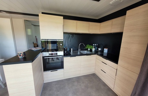 Hasparren Ski Chalet | Very large 3-star prestige chalet, the only one in the park, swimming pool near the ocean.