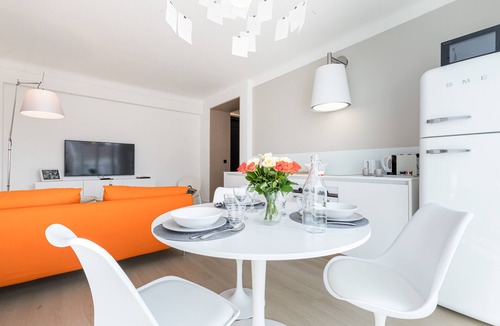 Gambetta House | VERY NICE APARTMENT 60M2, A/C, LIFT BALCONY 8MN FROM THE SEA