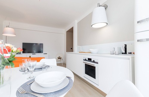 Gambetta House | VERY NICE APARTMENT 60M2, A/C, LIFT BALCONY 8MN FROM THE SEA