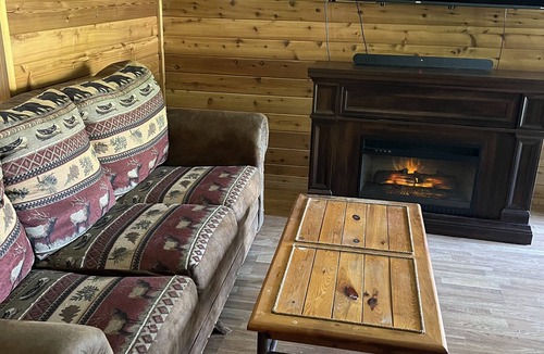 Patricksburg House | Very nice single wide home with addition, wrap around deck & pond on 6.96 acres.