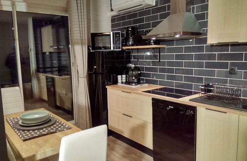 Menton Apartment | very nice studio with real quiet bed at 1400m. from the center and the beaches