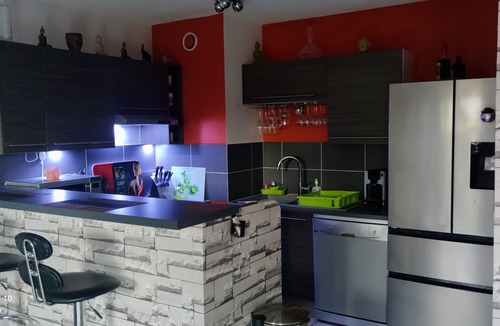 Aix-les-Bains Apartment | Very nice T 2 50 m 2 with terrace near lake and town.