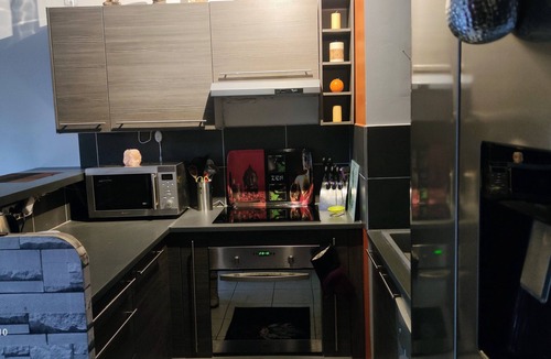 Aix-les-Bains Apartment | Very nice T 2 50 m 2 with terrace near lake and town.
