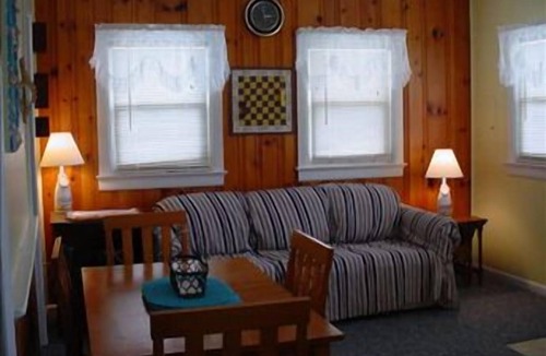 Ship Bottom Apartment | Very nice two bedroom condo in the heart of Ship Bottom on the ocean block.