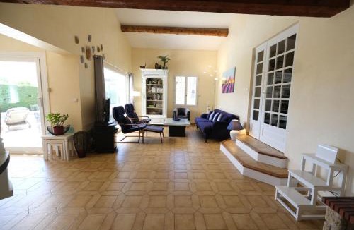 Gargas Villa | Very pleasant vacation rental with heated pool in the Luberon