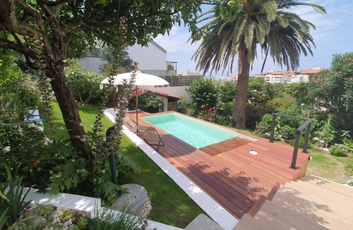 Biarritz Villa | Very pretty 4* listed wooden house in Biarritz with swimming pool