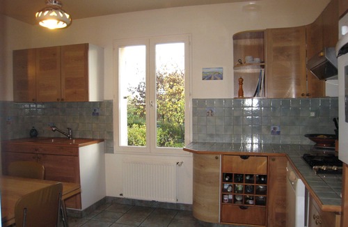 Courdimanche Cabin | Very quiet country village pavilion, 5 minutes from the RER A, 40 minutes from PARIs
