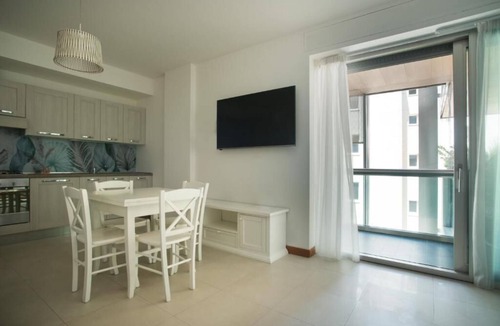 Marina Centro Apartment | Vespucci Home – Elegance