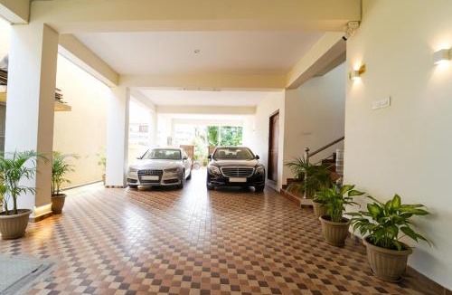 Coimbatore Hotel | Via Aarudhra Residency - Coimbatore Airport