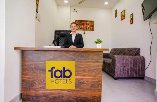 Wakad Hotel | Via Crystal Inn