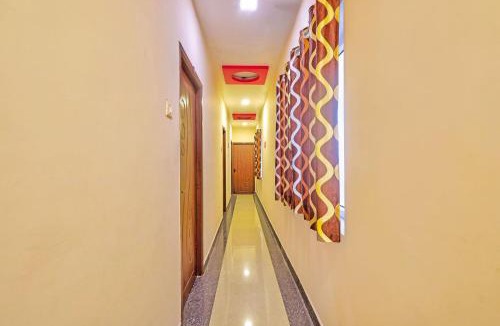 Nanganallur Hotel | Via KR