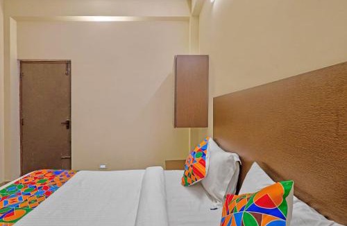 Nanganallur Hotel | Via KR