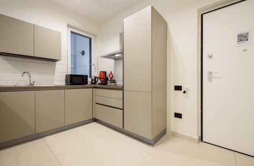 Chiaia Apartment | Via Niccolò Tommaseo 4 - appartamento 3