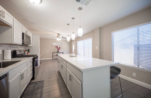 Las Vegas House | Via San Andros · 35% Fall Special - Hidden Gem by Rio/Palms!