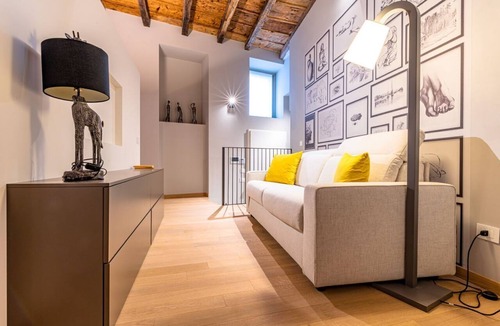 Citta Alta Apartment | VIA SIMONE MAYR, 2 · Bergamo città Alta - appartamento di charme