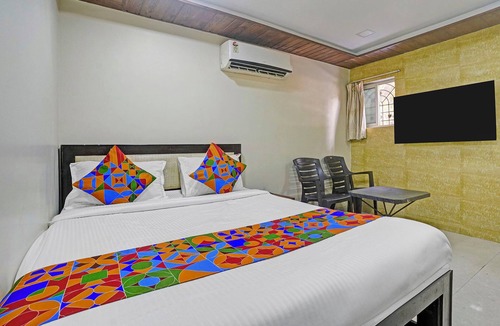 Khar Hotel | Via Stay Land