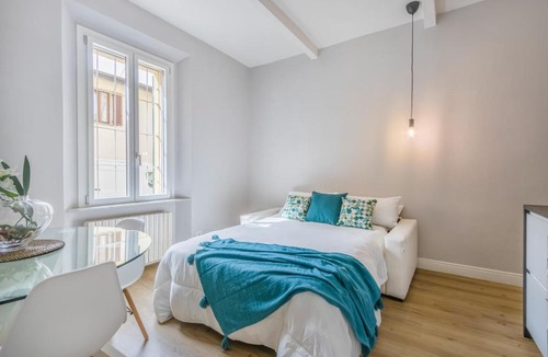 Parma City Centre Apartment | ViaEmilia 2 min dal centro, 4 Persone, WIFI, Aria condizionata
