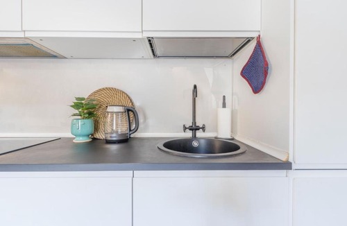 Parma City Centre Apartment | ViaEmilia 2 min dal centro, 4 Persone, WIFI, Aria condizionata