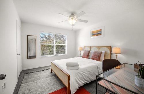 Trailer Estates Apartment | Viagem Stylish 1BR with Balcony Pool Gym