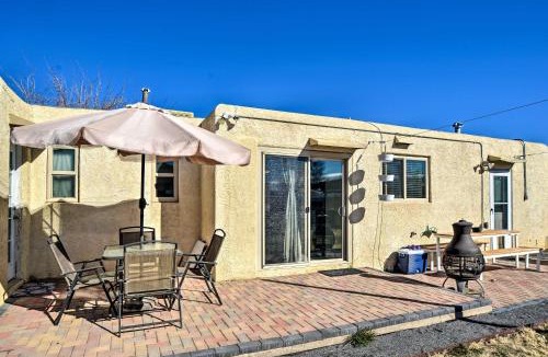 Montgomery Park House | Vibrant ABQ Adobe Den: Mtn Views, Walk to Park!