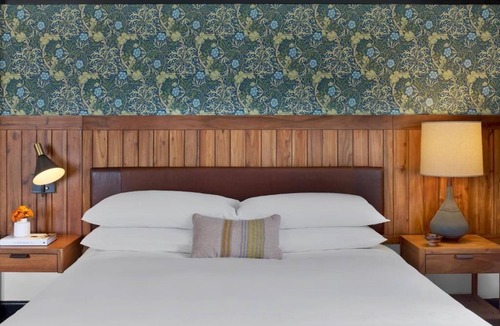 Mount Vernon Hotel | Vibrant Boutique Hotel: Rooftop Dining & Steps from The Walters Art Museum