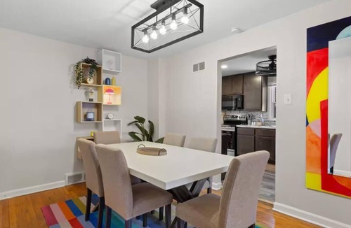 Ferguson House | Vibrant Escape: 3-Bdrm Stay w/Game Room&Fun Vibes