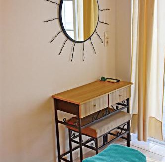 Myrina Apartment | Vicky Studios