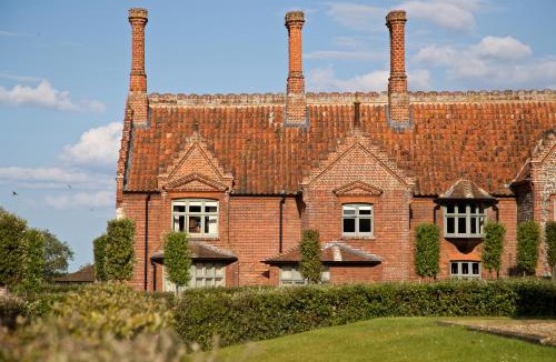 Holkham Hotel | Victoria