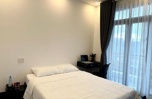 Binh Thanh Hotel | Victoria Hotel - Netflix Free