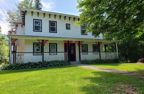 Lexington House | Victorian Catskill House w/Game Room, Fire Pit, and Strong Wi-Fi
