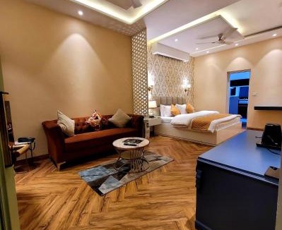 Ranjit Avenue Bed & Breakfast | Victorian Elegance Luxury Stays