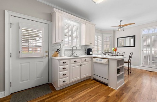 Fayetteville House | Victorian House located minutes from Trilith Studios