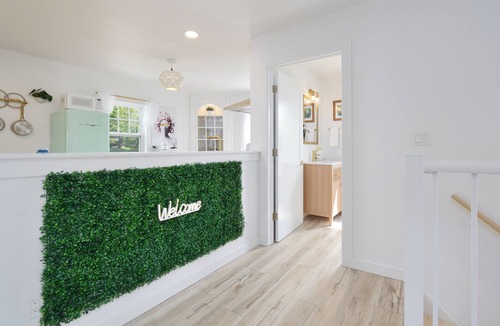Sydney Apartment | Victorian Penthouse 2 bedroom down town. Share Save