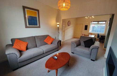 Newton-le-Willows House | Victorian Semi Detached House behind the High Street