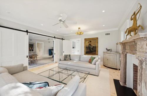 Village of Southampton Apartment | Victorian Traditional in Southampton Village