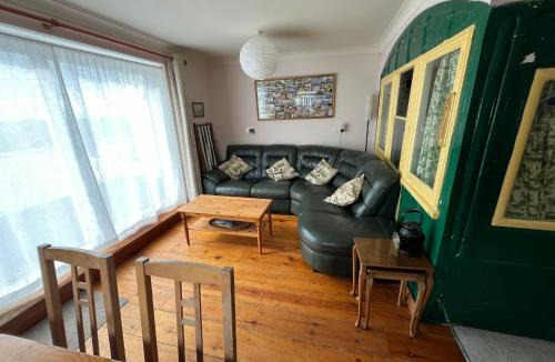 Felpham House | Victorian Train Carriage by the Sea Dog Friendly