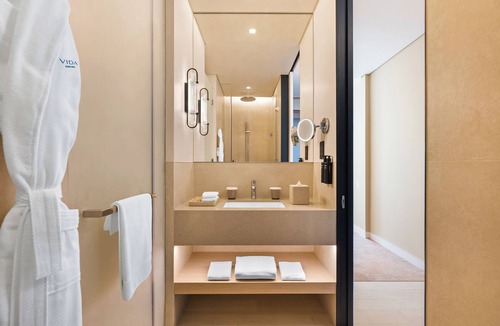 Downtown Dubai Hotel | Vida Dubai Mall